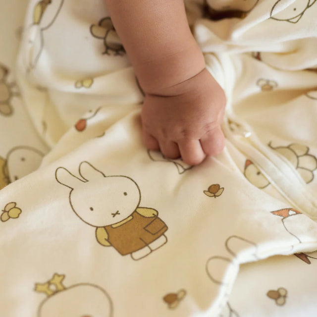 Jollein kūdikio miegmaišis 0.5 TOG Miffy Family Farm