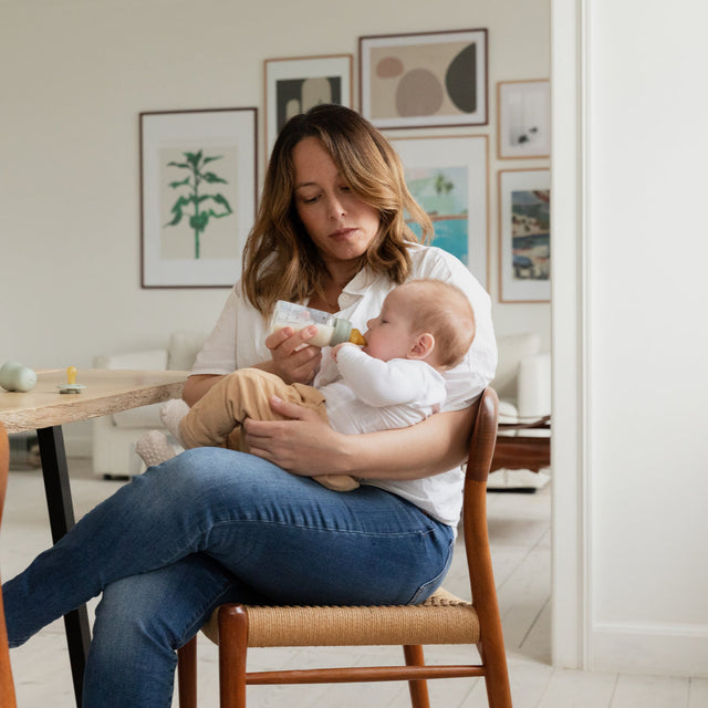 Vital Baby NURTURE kolikas pudelīte 150 ml