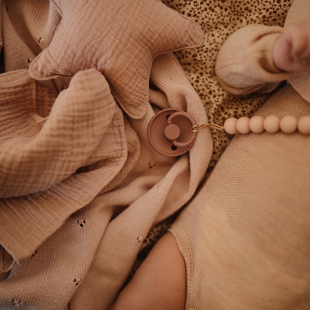 Mushie knupīša turētājs Hera Blush