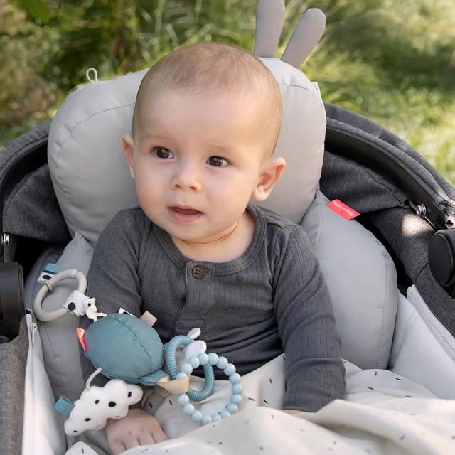 Izgatavoja Briedis Piekarināmā aktivitāšu rotaļlieta ar spoguli Happy Clouds, zila