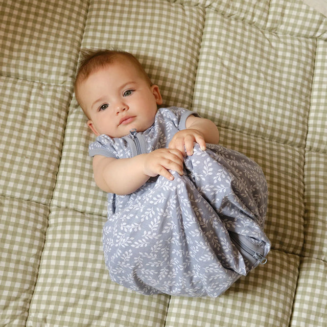 Taf Toys abpusēja mīksta grāmata mazuļiem "Pasaka"