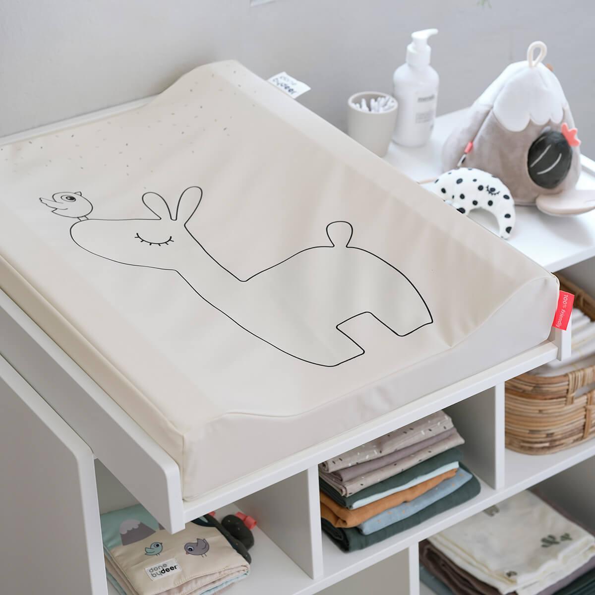 Izstrādāja Deer attīstības padome Dreamy Dots, Powder