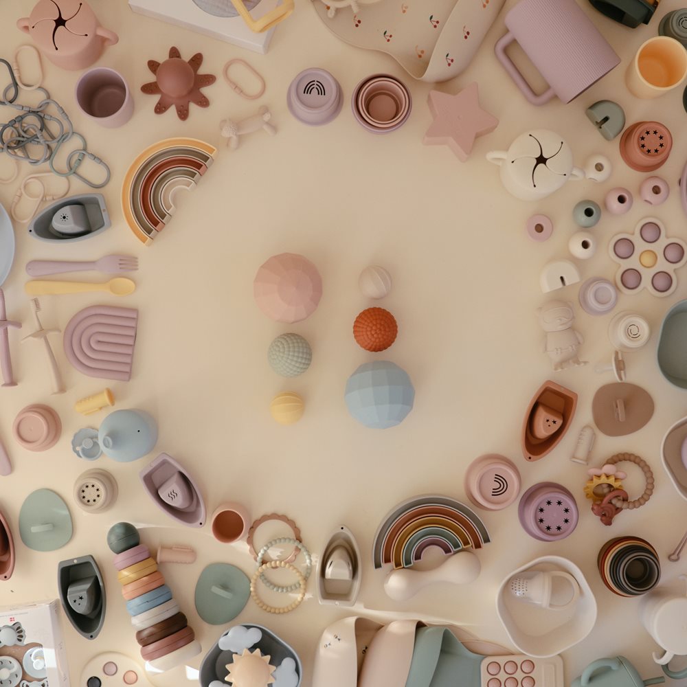 Mushie izglītojošo rotaļlietu krūzes tornis — retro krāsas (retro)