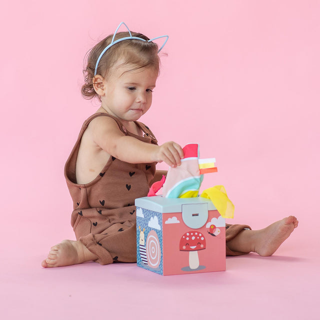 Taf Toys abpusēja mīksta grāmata mazuļiem "Pasaka"