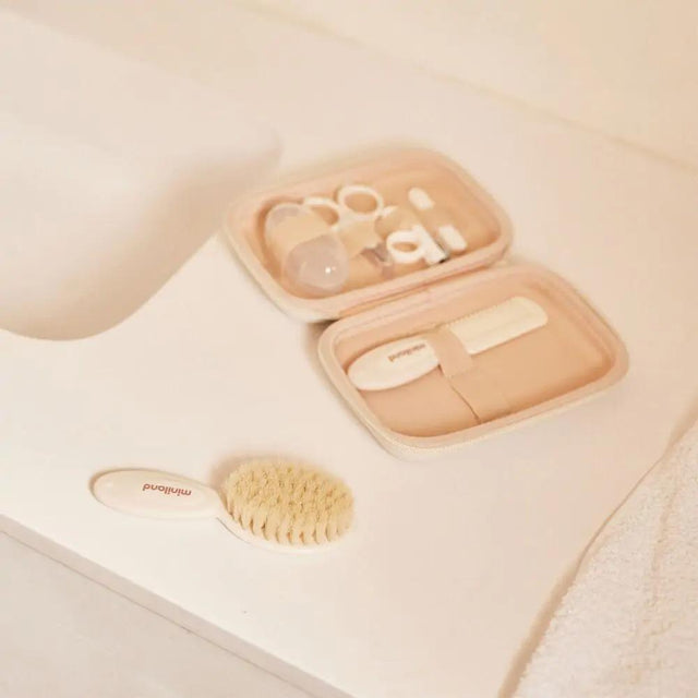 Miniland bērnu aprūpes komplekts Baby Kit Valencia White