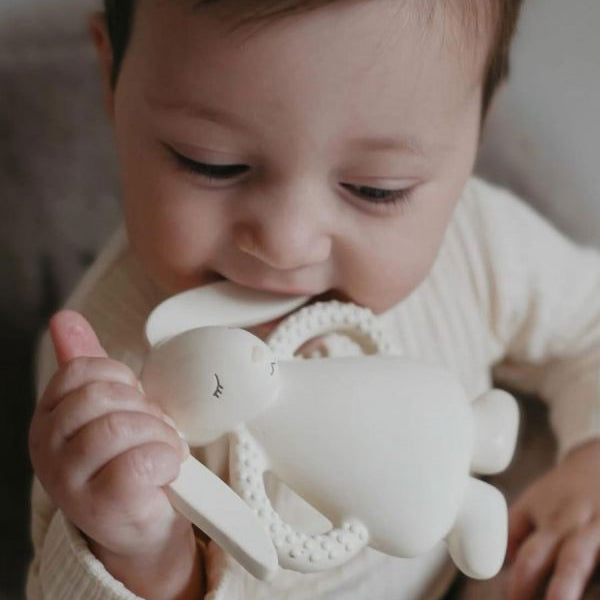 New Moonie 2.0 organiskais kolibri lācītis - kapučīno miega spilvens ar skaņas ierakstīšanas funkciju