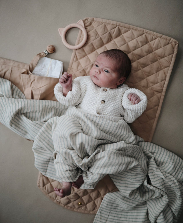 Mushie organiskās kokvilnas muslīna autiņbiksītes karameļu polka punktiņi