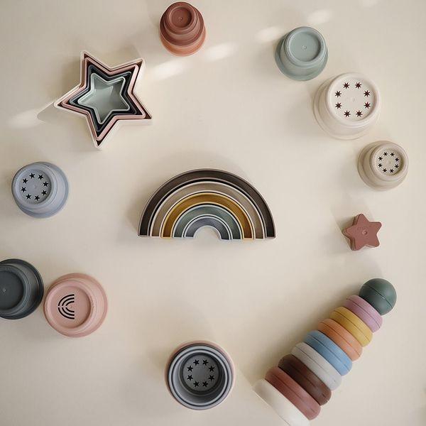 Mushie izglītojoša rotaļlieta varavīksnes tornis Tropical