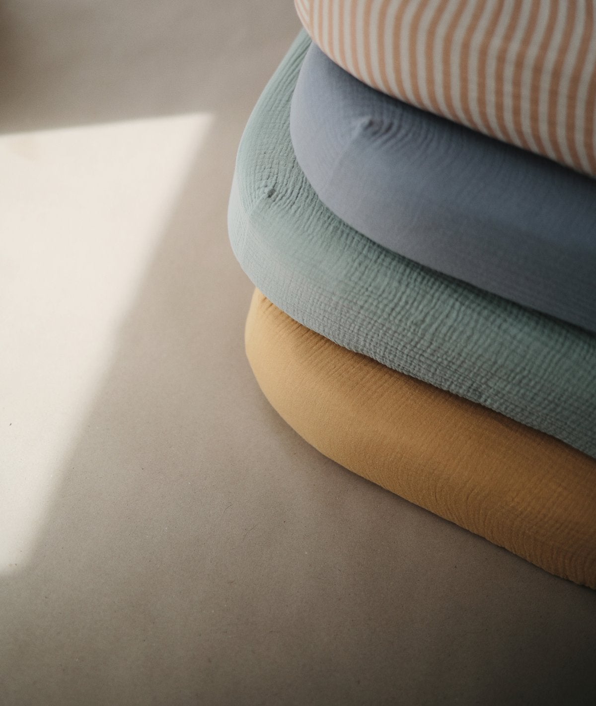 Mushie organiskās kokvilnas muslīna palaga retro svītras