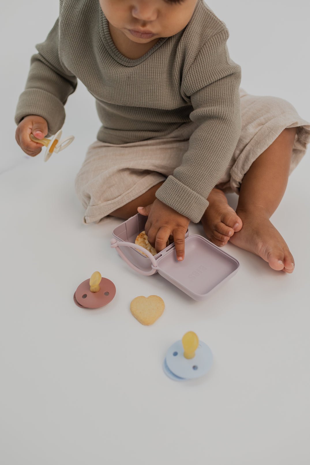 BIBS knupja maciņš - uzkodu kastīte Vanilla