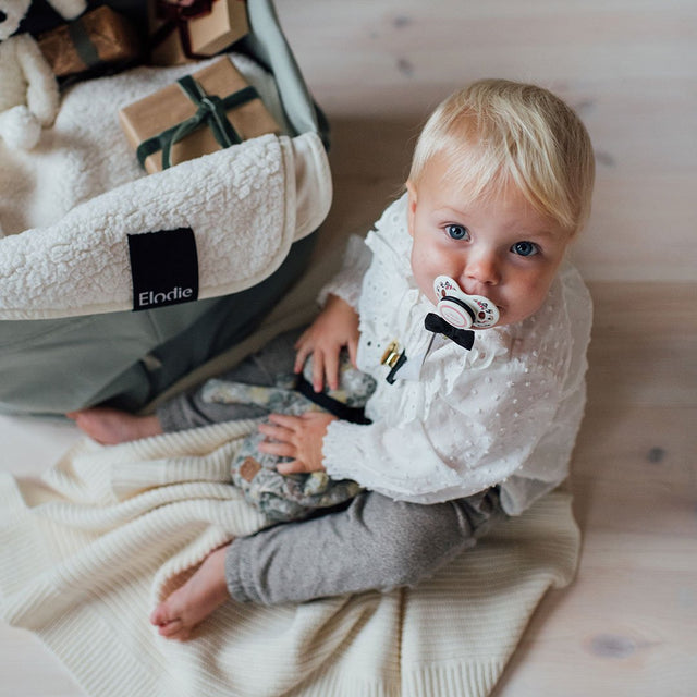 Elodie Details čiulptuko laikiklis "Pasaulio džiaugsmas gimė" / "Joy to the world" (4391295254610)