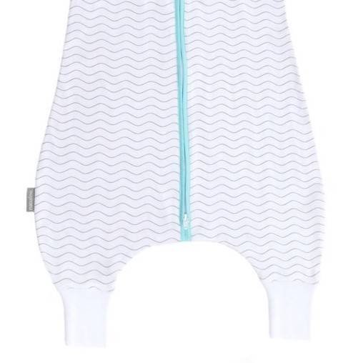 Natulino LITTLE WALKERS divslāņu bērnu guļammaiss White Grey Waves & Mint