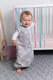 Natulino LITTLE WALKERS trīsslāņu guļammaiss mazuļiem White Little Grey Leaves & Warm Grey