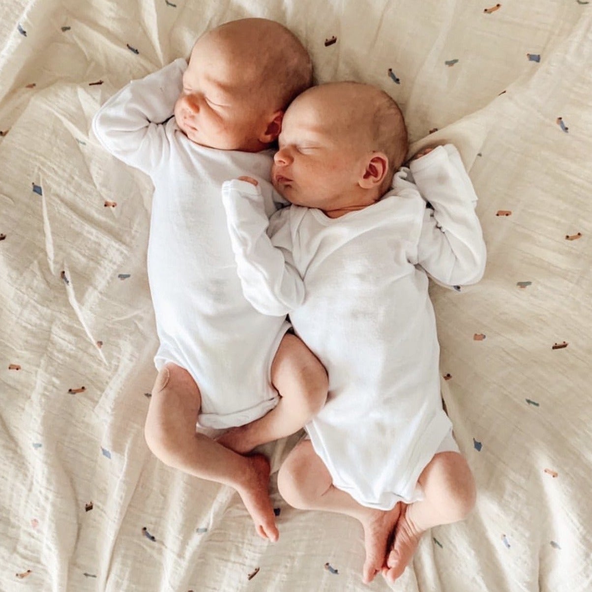 Automašīnas Mushie organiskās kokvilnas muslīna autiņbiksītes