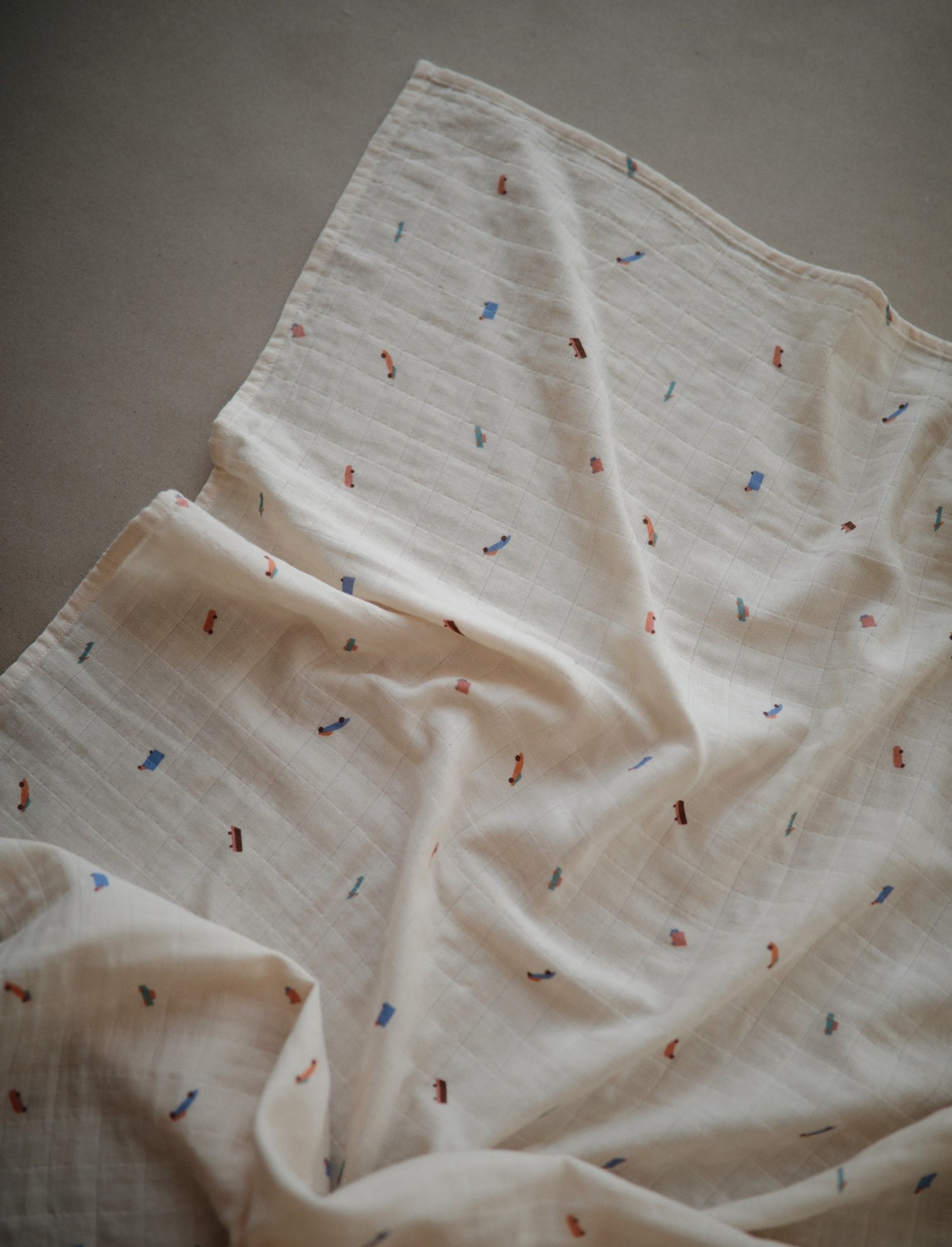 Automašīnas Mushie organiskās kokvilnas muslīna autiņbiksītes