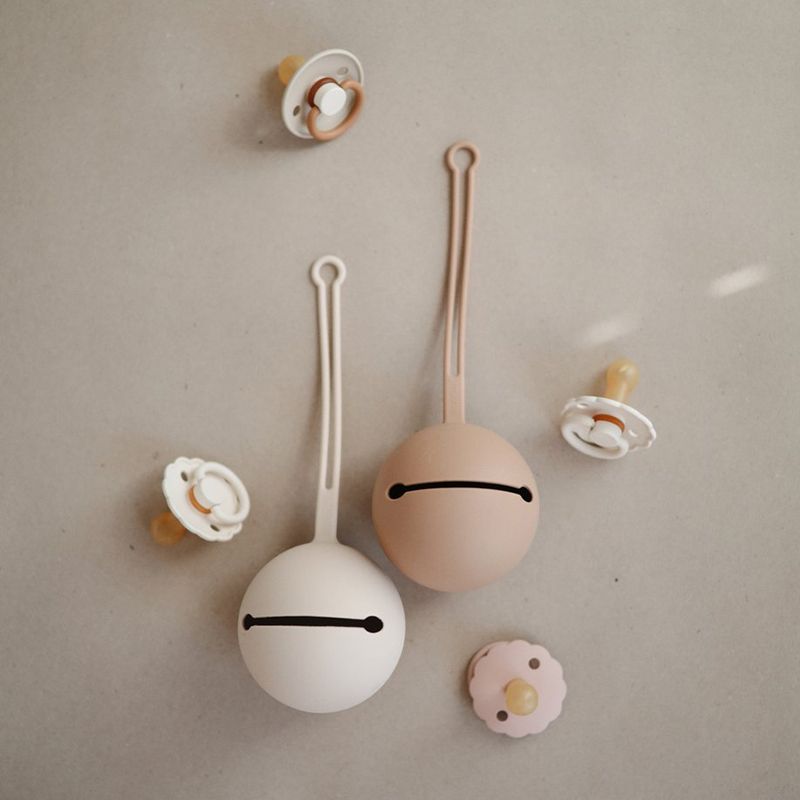 Mushie pacifier futrālis (Shifting Sand)