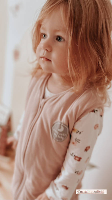 Natulino NATURALS LITTLE WALKERS™ trīsslāņu bērnu guļammaiss pūderrozā krāsā