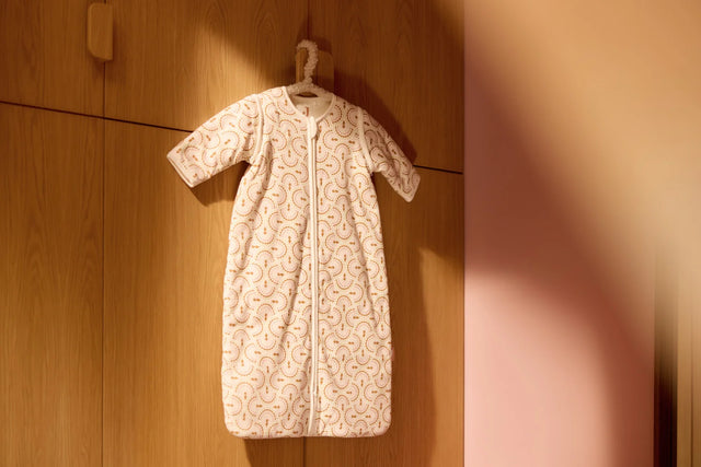 Jollein miegmaišis su nusegamomis rankovėmis 2.5–3.5 TOG Soft Plumes
