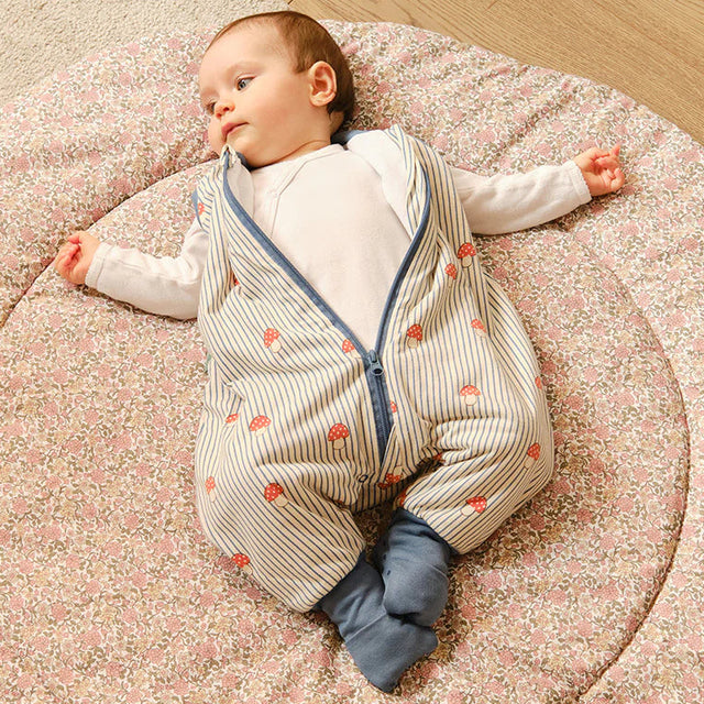 Molis&Co pižama - miegmaišis su kojytėmis ir atverčiamomis kojinėmis TOG 1 Mushrooms