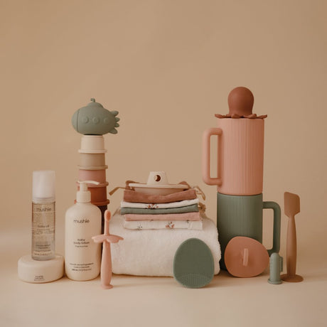 Mushie izglītojošo rotaļlietu krūzes tornis — retro krāsas (retro) 