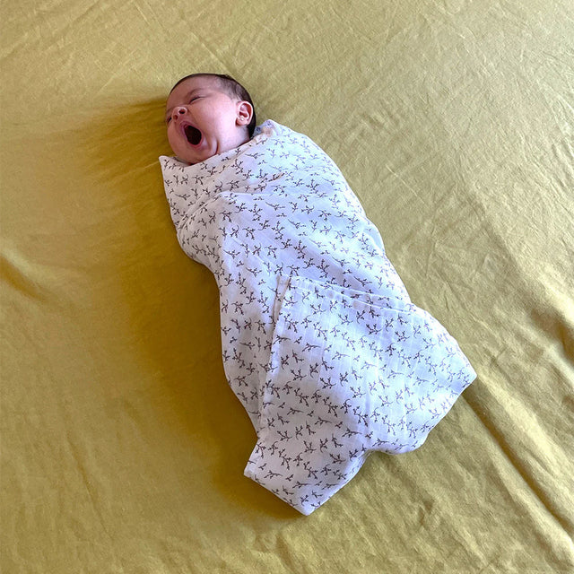 Mushie muslīna autiņš no organiskās kokvilnas Blue Stripe 