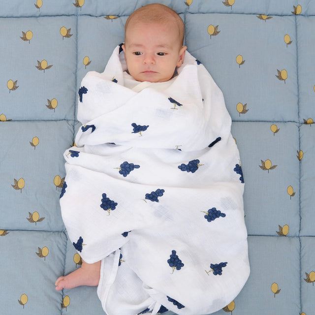 Mushie muslīna autiņš no organiskās kokvilnas Blue Stripe 