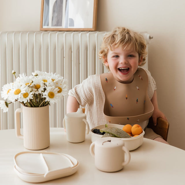 Mushie izglītojošo rotaļlietu krūzes tornis — retro krāsas (retro) 