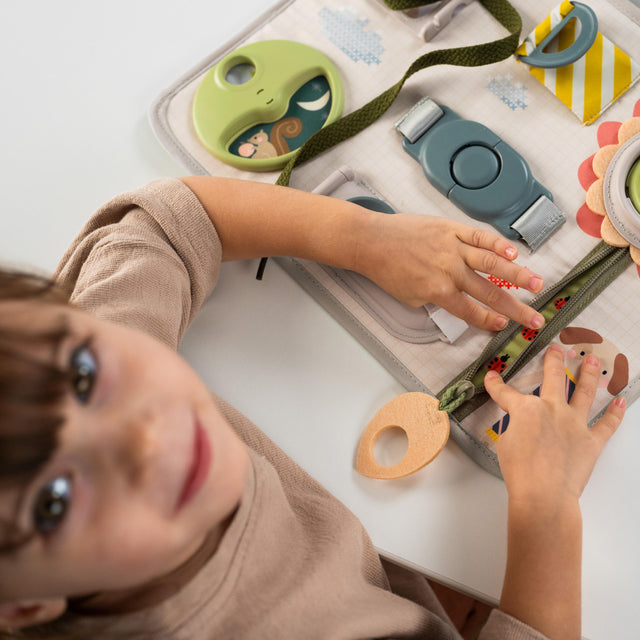 Taf Toys abpusēja mīksta grāmata mazuļiem "Pasaka"