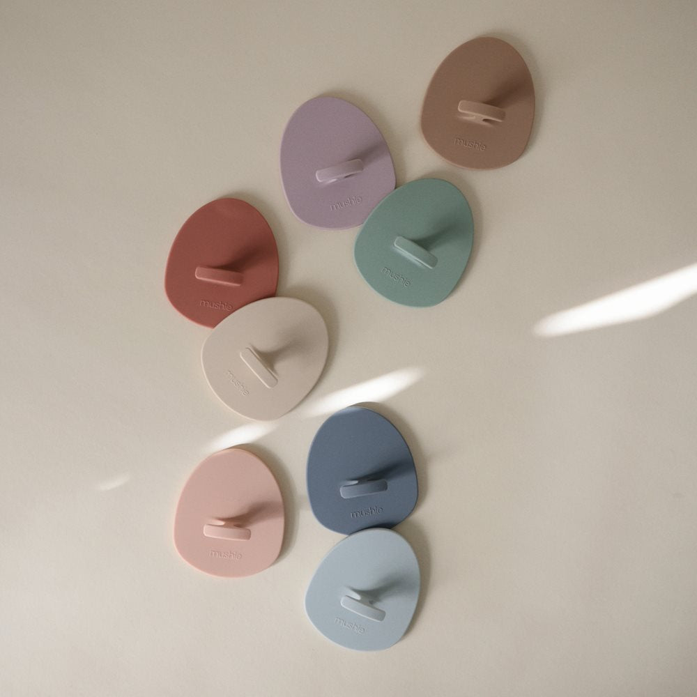 Mushie izglītojoša silikona zobu birste (Shifting Sand) 