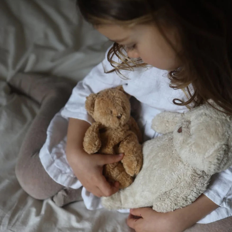 Moonie sensorinis minkštas žaislas Little Teddy Cappuccino