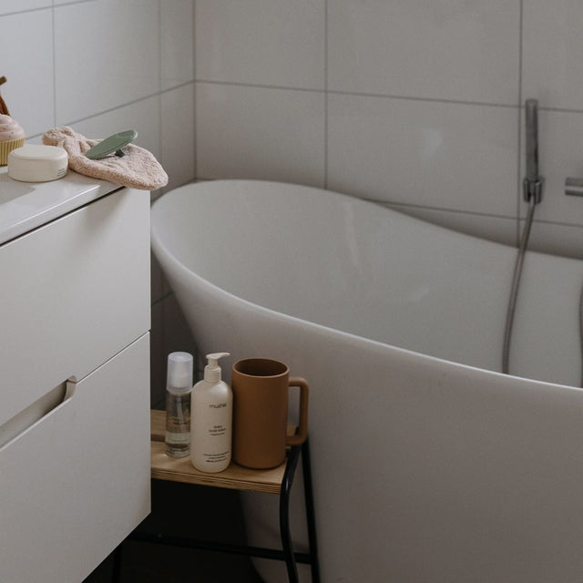 Mushie izglītojošo rotaļlietu krūzes tornis — retro krāsas (retro) 