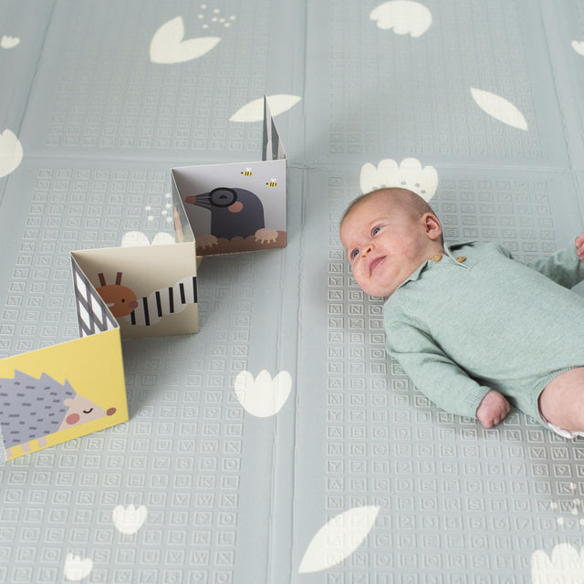 Taf Toys abpusēja mīksta grāmata mazuļiem "Pasaka"