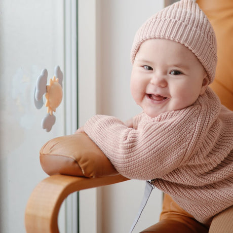 Mushie izglītojošo rotaļlietu krūzes tornis — primārās krāsas (oriģināls) 