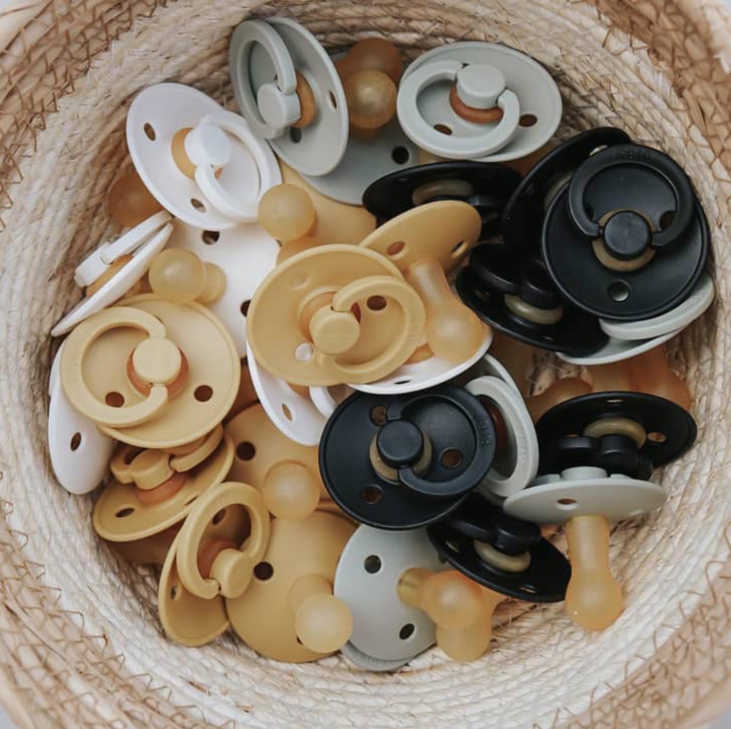 BIBS čiulptukų rinkinys 2 dydis (6 - 18 mėn.)  Sage / Ivory (4798605394002)