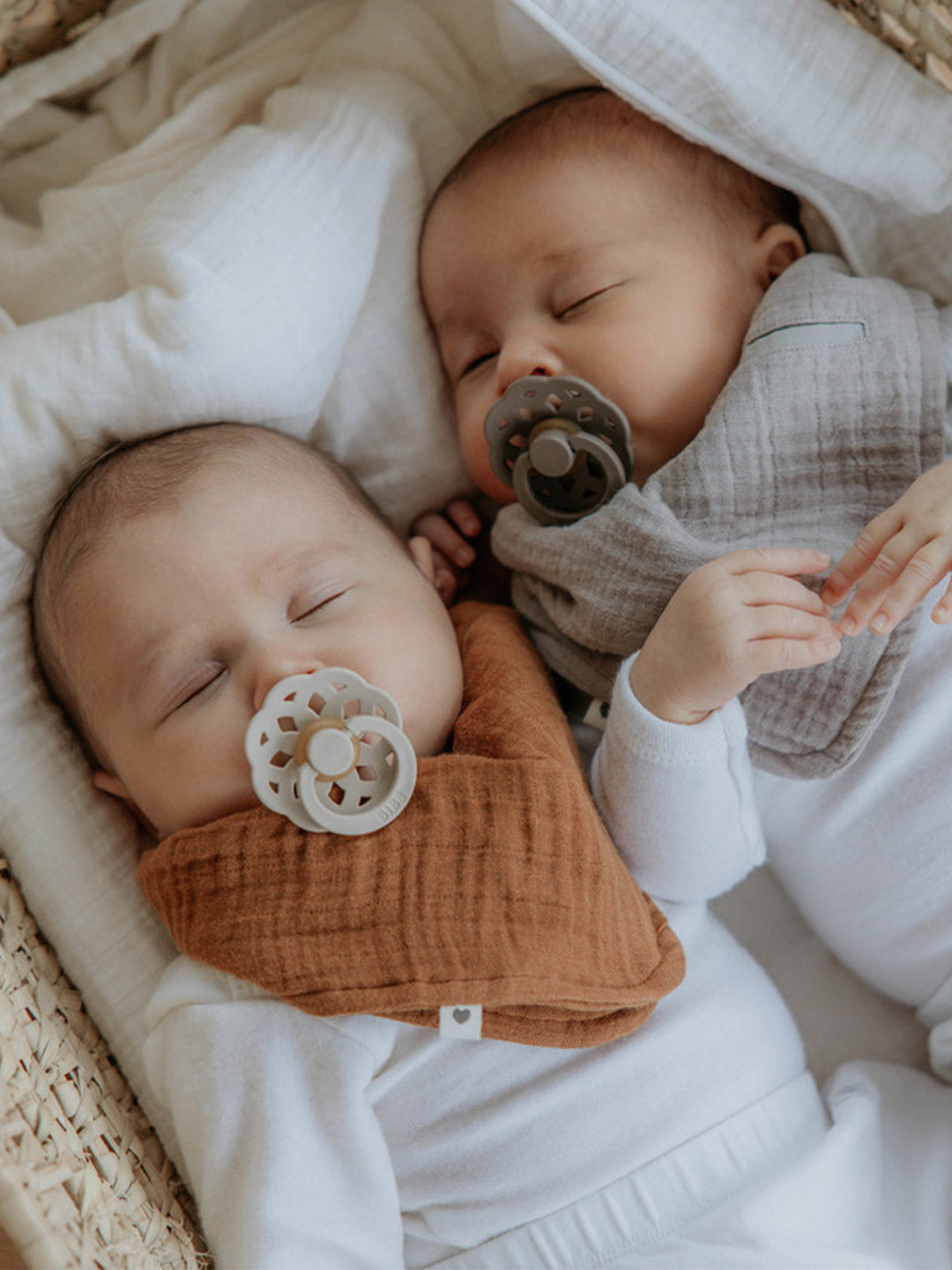 BIBS knupīšu komplekts 1. izmērs (0 - 6 mēneši) Boheme Ivory/Blossom 