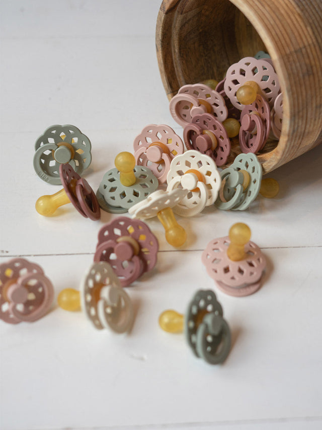 BIBS knupīša komplekts 1. izmērs (0 - 6 mēneši) Boheme Pale Butter/Dusty Pink 