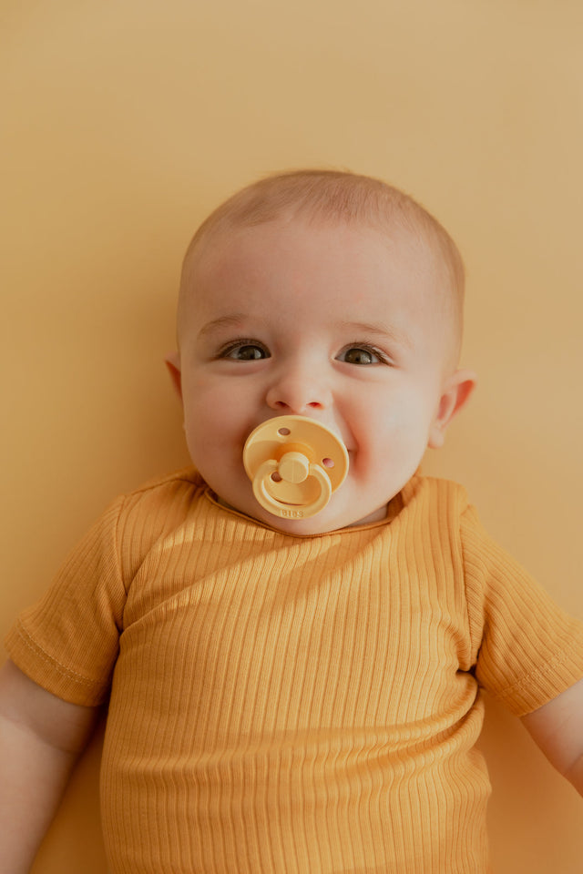 BIBS knupīšu komplekts 1 izmērs (0 - 6 mēneši) Pale Butter/Dusty Pink 