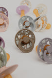 BIBS knupīša komplekts 1. izmērs (0 - 6 mēneši) Liberty Capel Fossil Grey Mix 