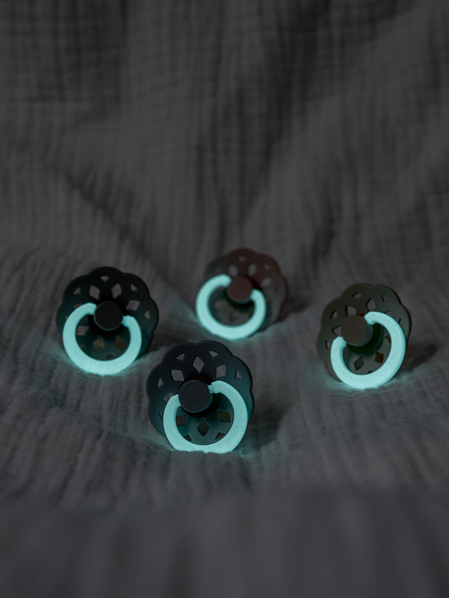 BIBS knupīša komplekts 1. izmērs (0 - 6 mēneši spīd tumsā) Boheme Blush glow / Vanilla glow 