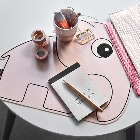 Done by Deer stalo kilimėlis "Drambliukas" (pudrinis) (4397740752978)