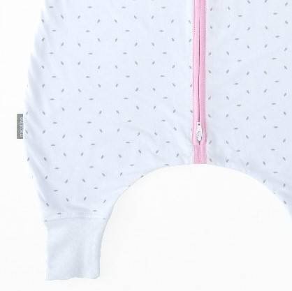 Natulino LITTLE WALKERS divslāņu bērnu guļammaiss Dabīgi balts pelēks Little Leaves / rozā